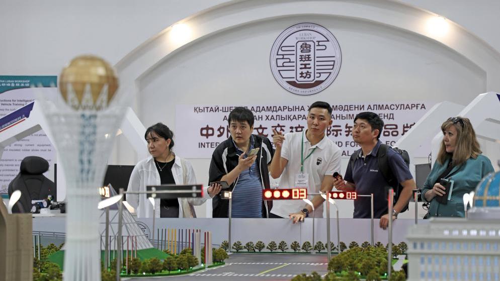 SCO countries join hands to build a bright digital future